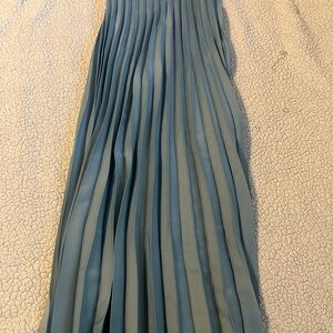 Truth Blue Pleated Skirt size small